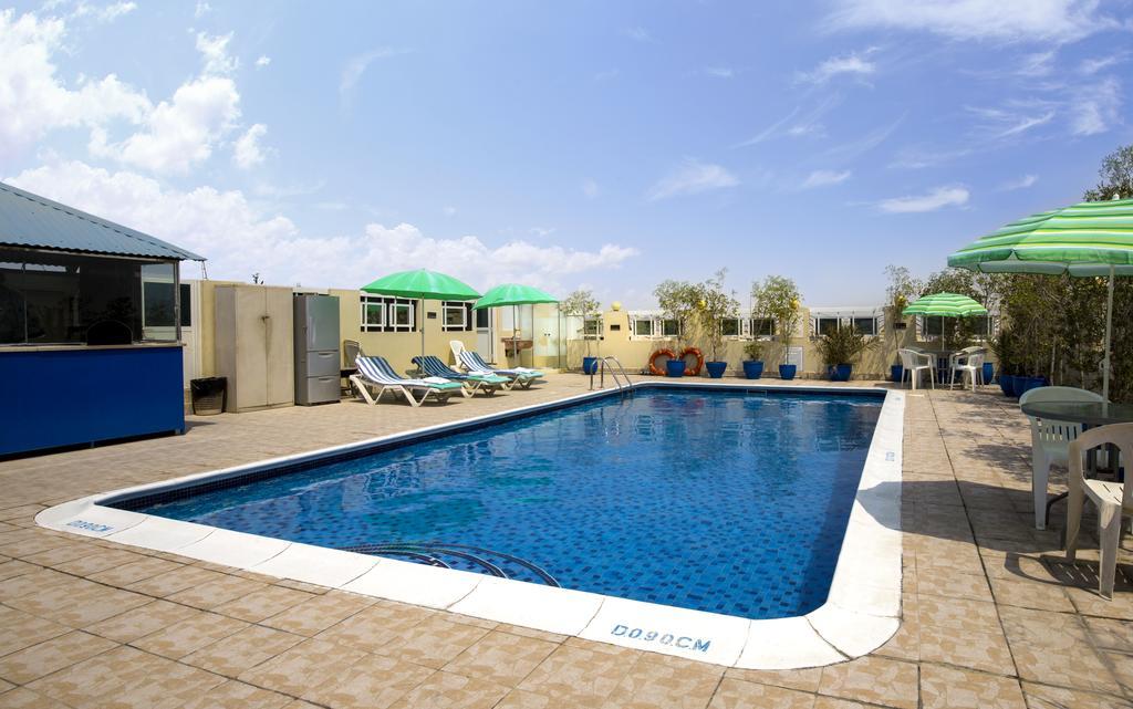 Benta Grand Hotel Llc Dubaj Kültér fotó