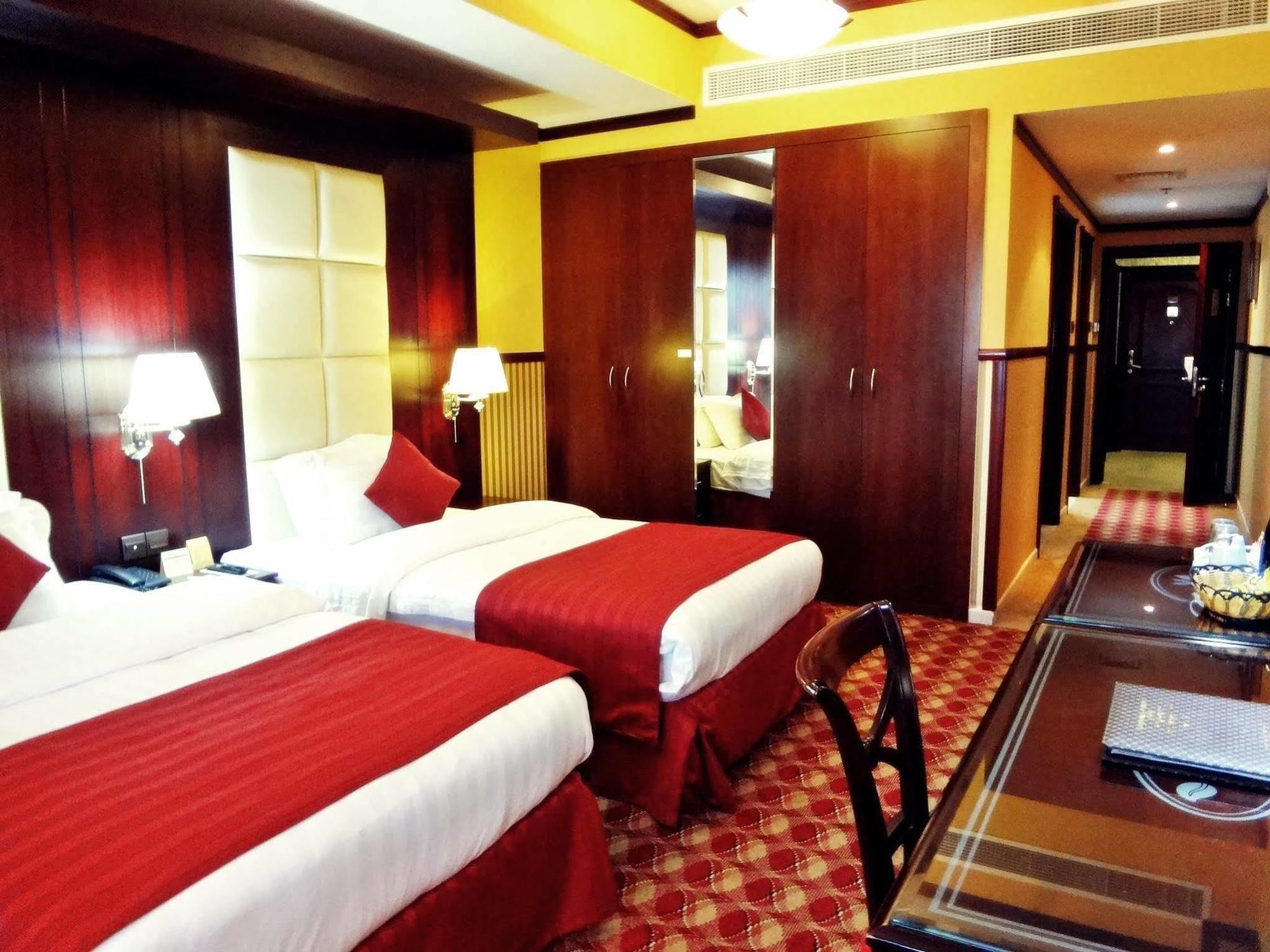 Benta Grand Hotel Llc Dubaj Kültér fotó