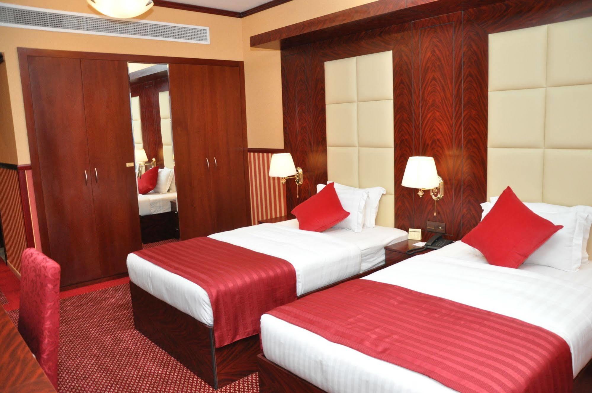 Benta Grand Hotel Llc Dubaj Kültér fotó
