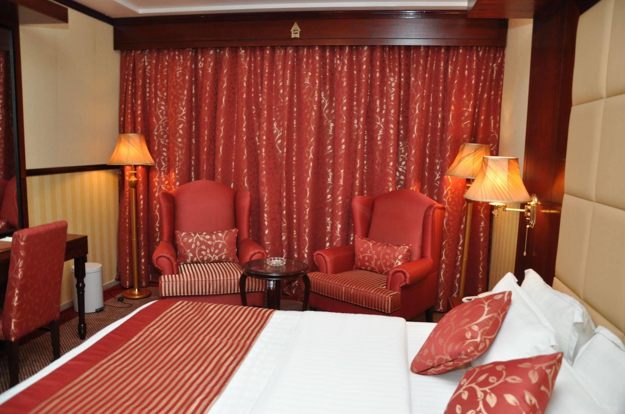 Benta Grand Hotel Llc Dubaj Kültér fotó