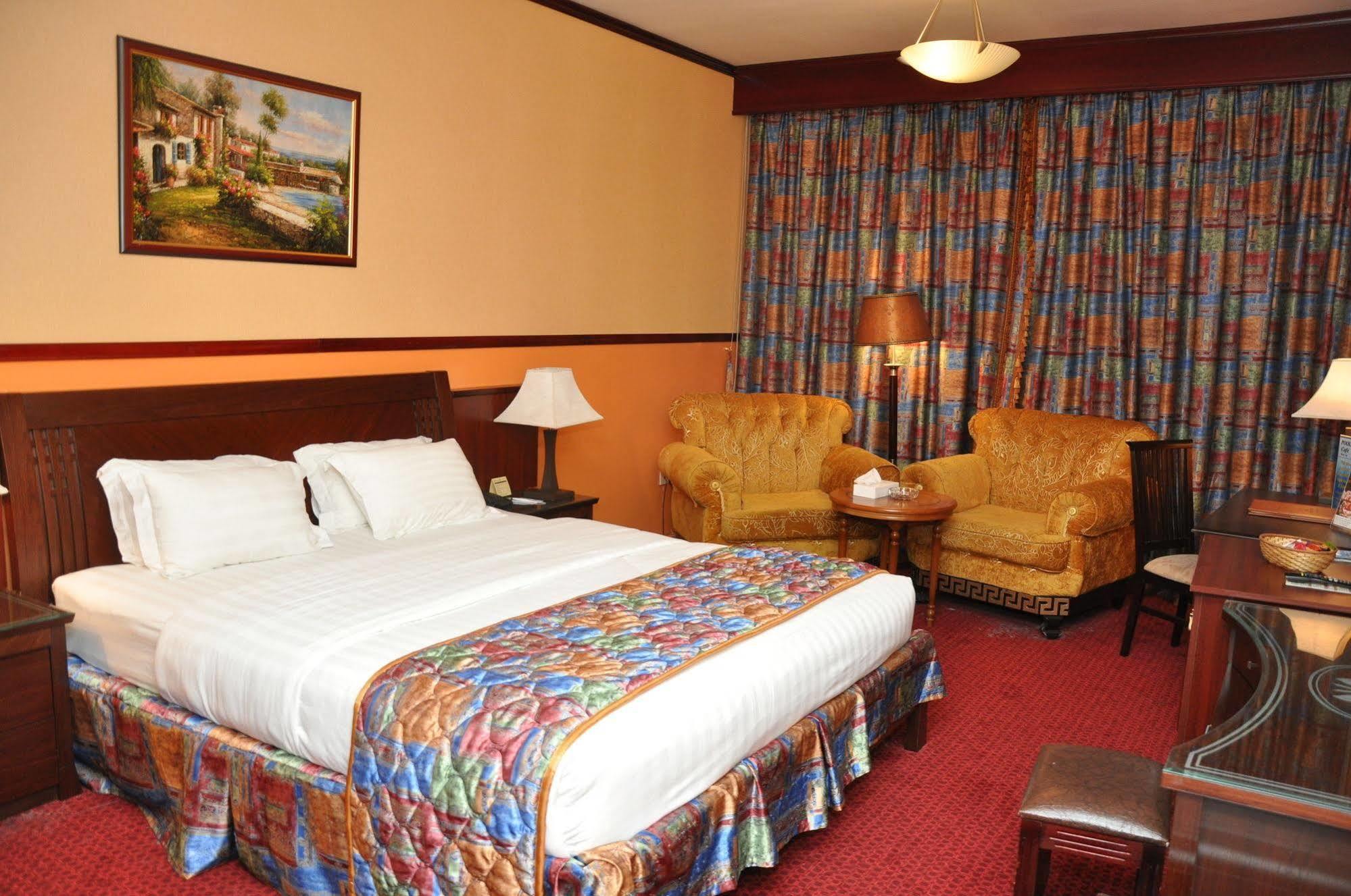 Benta Grand Hotel Llc Dubaj Kültér fotó